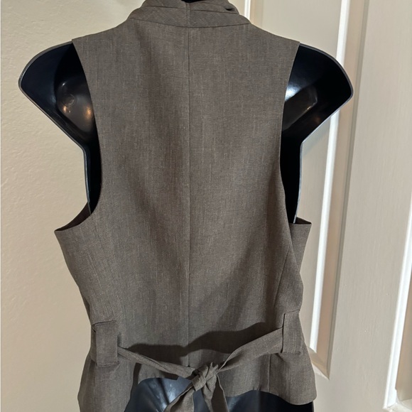 Harold's Brown Tailored Vest - Picture 11 of 11